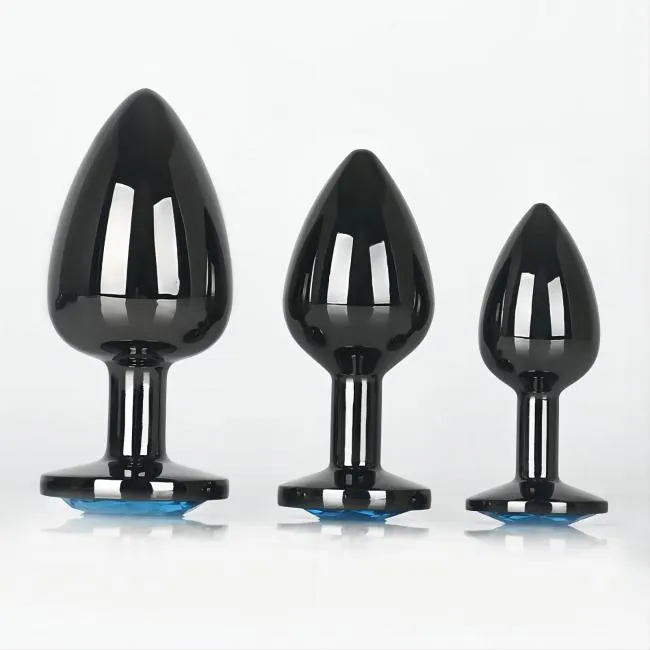 Najboljši črni začetniki kovina Majhna analna zadnjica